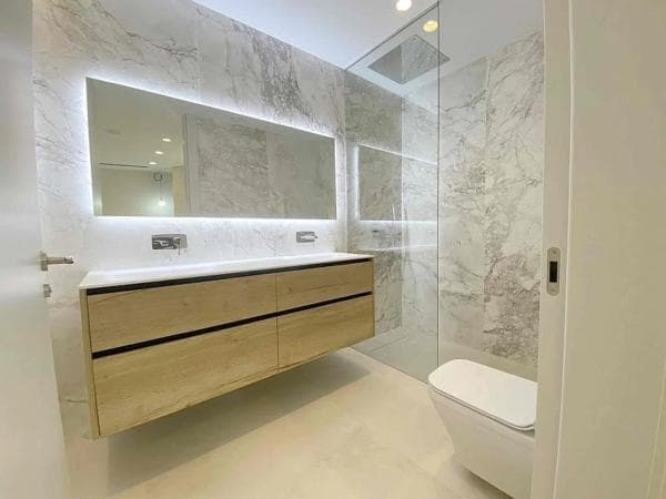 Duplex en venta en Playa de Poniente, Benidorm thumbnail 2