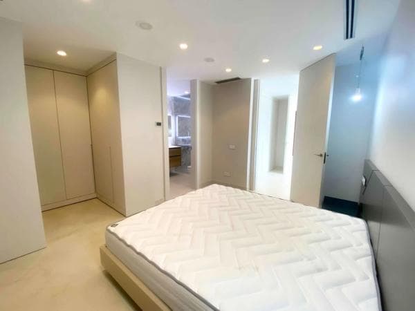 Duplex en venta en Playa de Poniente, Benidorm thumbnail 1