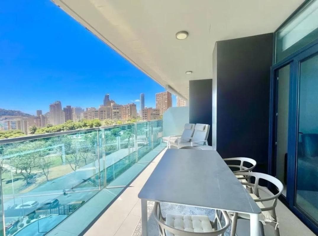 Venta de piso en Playa de Poniente, Benidorm
photo 3