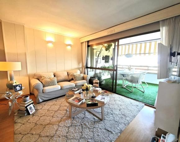 Piso en venta en Barrio Ensanche-Diputación, Alicante / Alacant
photo 1