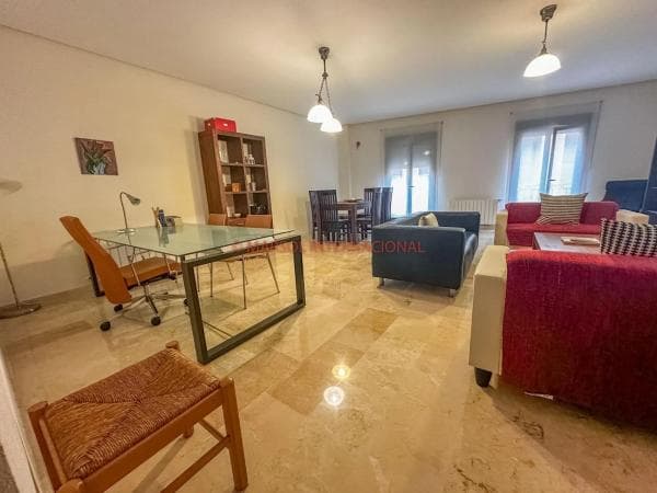 Piso en venta en Calle Santa Lucia, Orihuela
photo 1