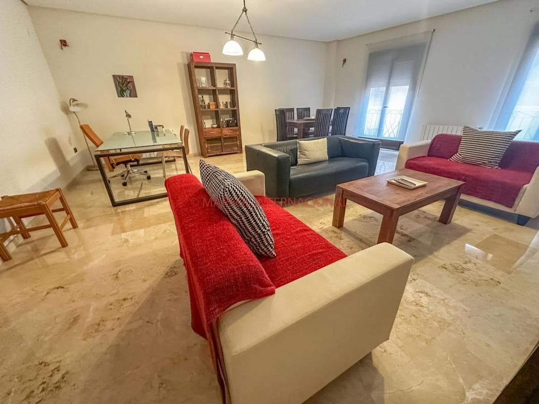 Venta de piso en Calle Santa Lucia, Orihuela
photo 2