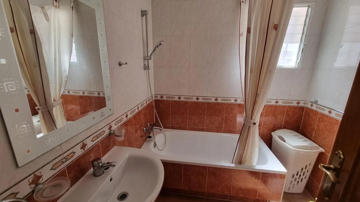 Propiedades en venta y alquiler en España photo 3