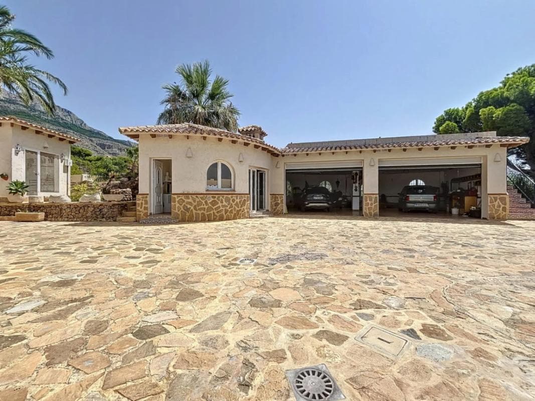 Propiedades en venta y alquiler en España photo 5