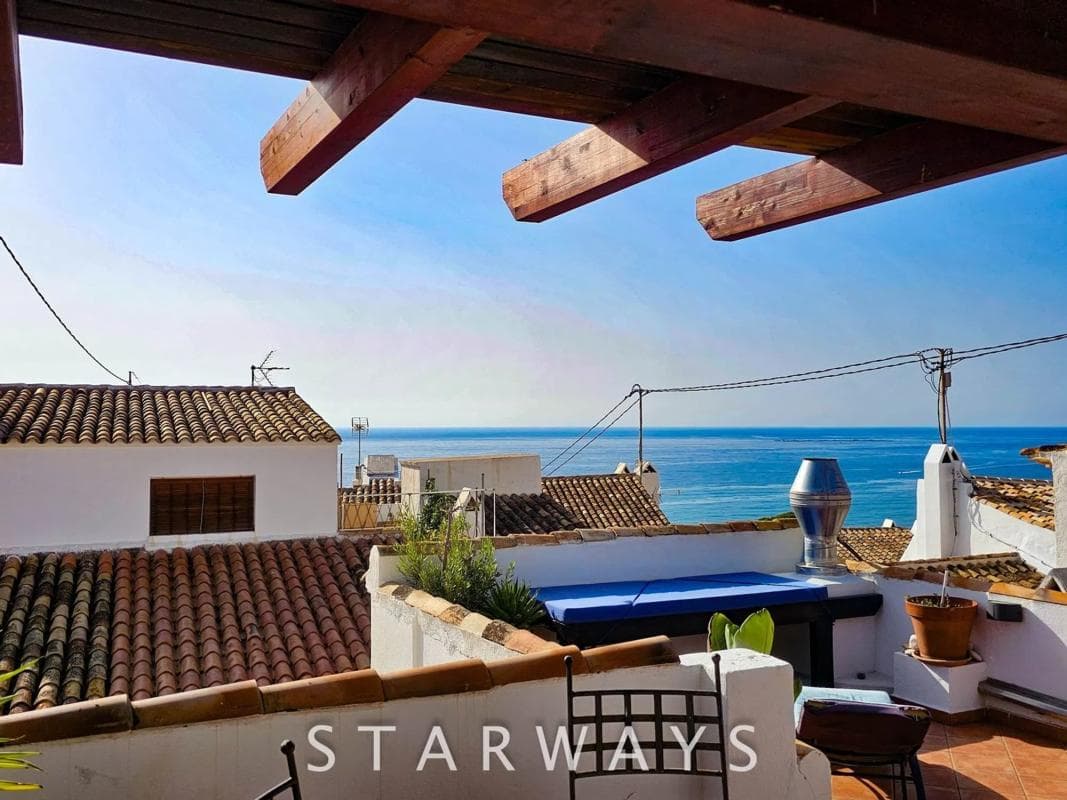 Properties for sale and rent in Spain photo 5