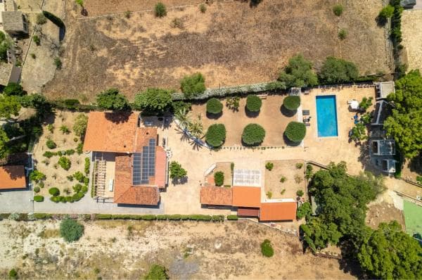 Chalet independiente en venta en Calle Donyana, Alfaz del Pi
photo 1