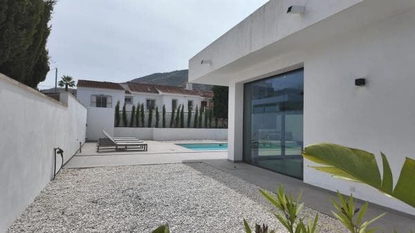 Chalet independiente en venta en L'Albir, Alfaz del Pi
thumbnail 1
