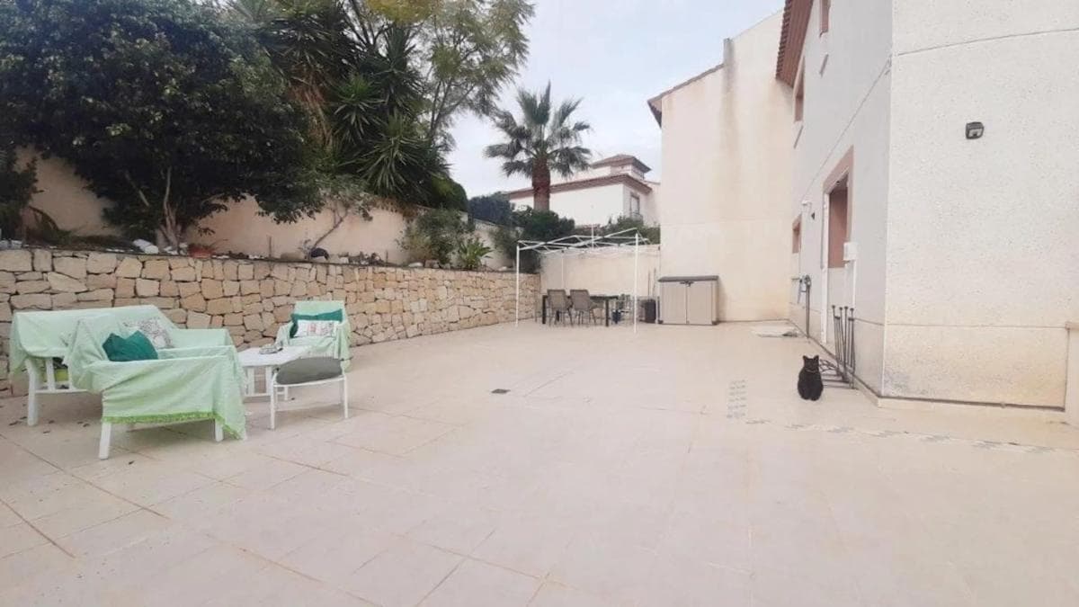 Propiedades en venta y alquiler en España photo 4