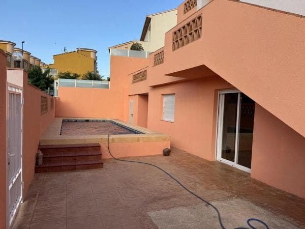 Casa independiente en avenida Poeta Miguel Hernández, 17 photo 1