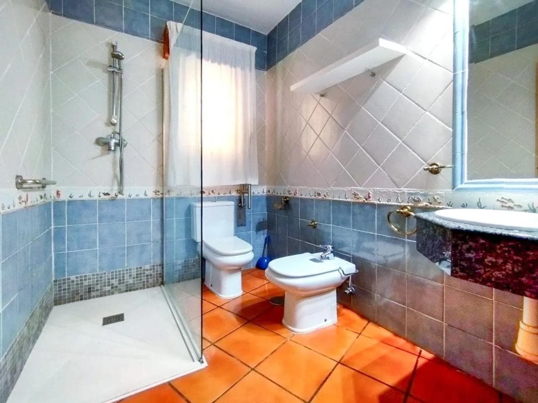 Nieruchomości na sprzedaż i do wynajęcia w Hiszpanii photo 2