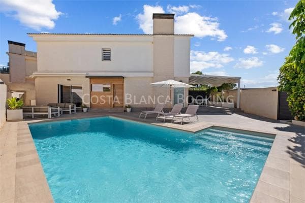 Chalet pareado en calle Turquesa photo 1