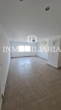 Casa independiente en calle Austral photo 1