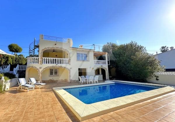 Casa independiente en avenida Baladrar-Baladrar photo 1