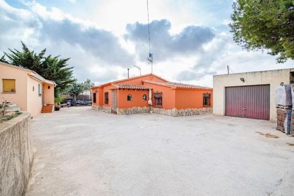Chalet independiente en venta en Benissa pueblo, Benissa
thumbnail 2