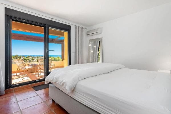 Chalet independiente en venta en Cala Advocat - Baladrar, Benissa
thumbnail 2