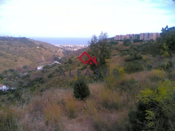 Terreno en calle Escritor Manuel Solano thumbnail 1