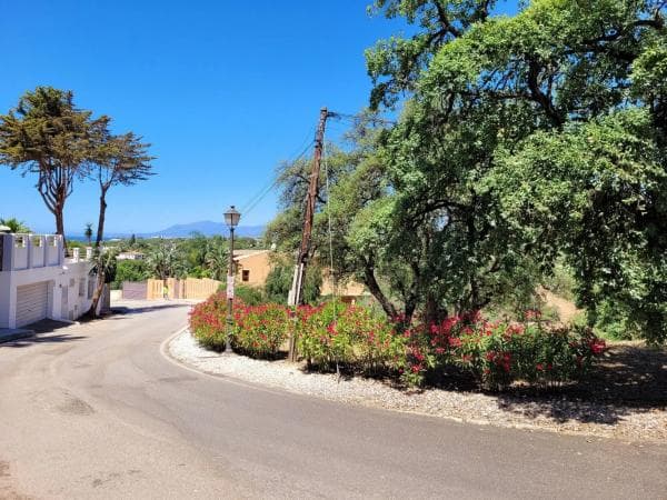 Terreno en Barrio Elviria thumbnail 2