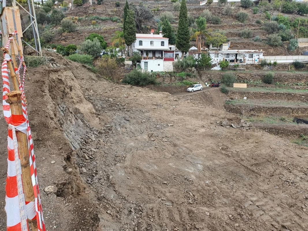 Terreno en venta en Torrox, Malaga photo 4