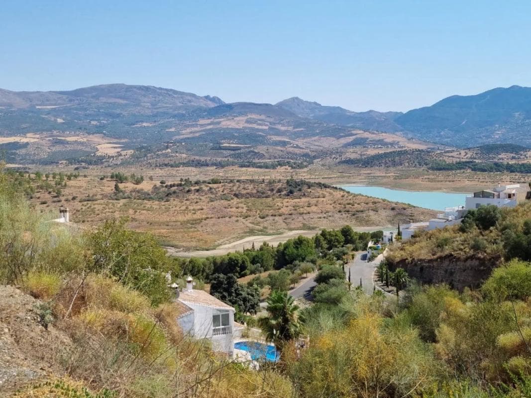 Terreno en venta en Viñuela, Malaga photo 2