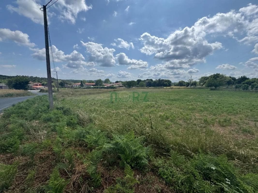 Terreno en venta en Vilamarin, Ourense photo 3