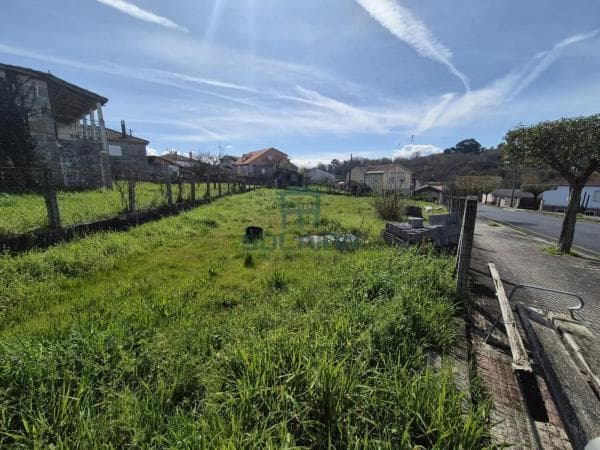 Terreno en Coles photo 1