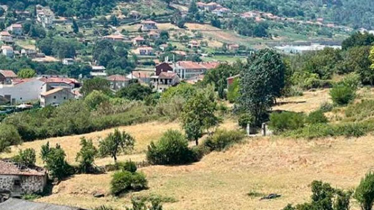 Terreno en venta en Ourense, Ourense photo 4