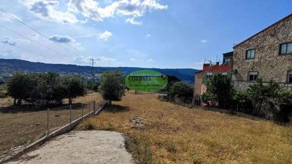 Terreno en San Cibrao das Viñas photo 1
