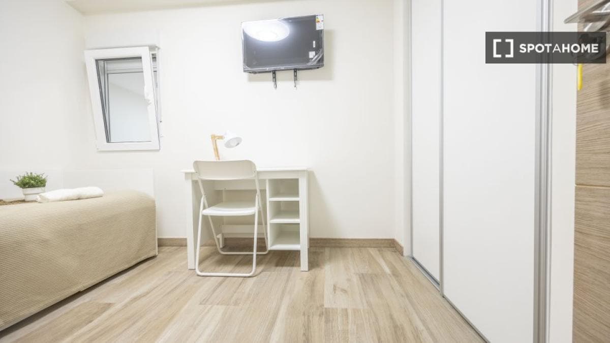Properties for sale and rent in Spain photo 3
