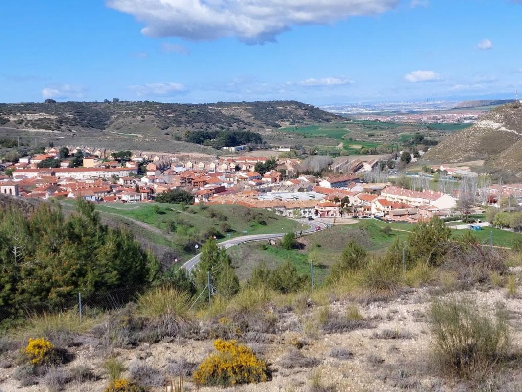Terreno en venta en Villalbilla, Madrid photo 4