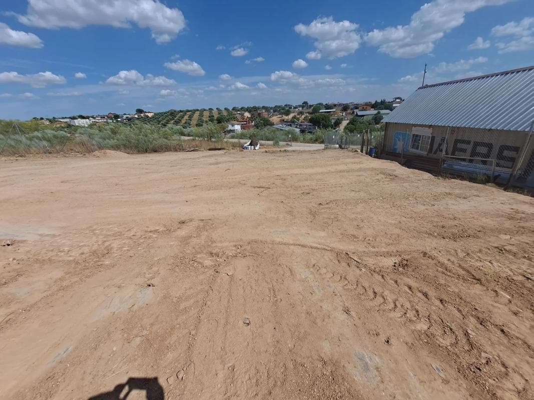 Terreno en venta en Mejorada del Campo, Madrid photo 2