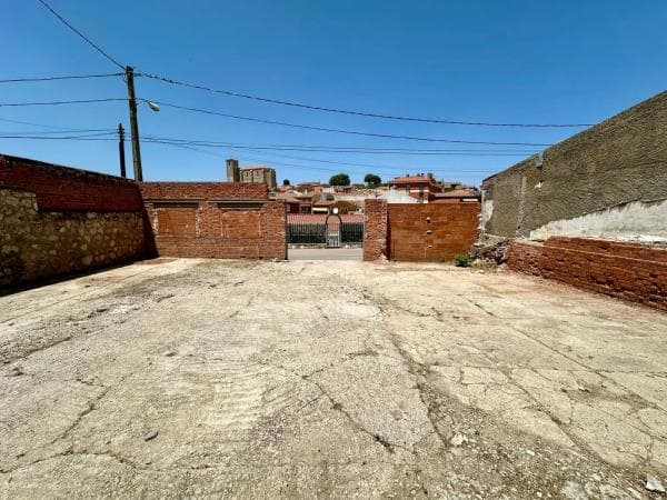 Terreno en calle de la Fuente thumbnail 2