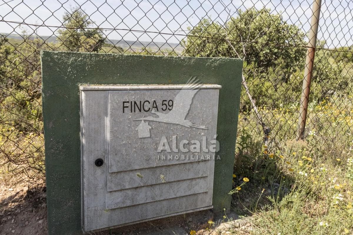 Terreno en venta en Villalbilla, Madrid photo 5