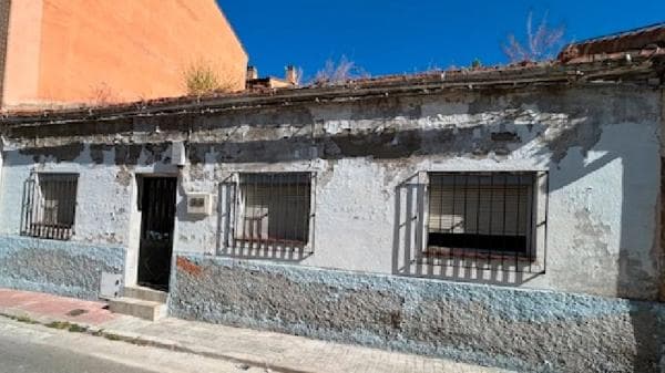 Terreno en calle de Madrid photo 1