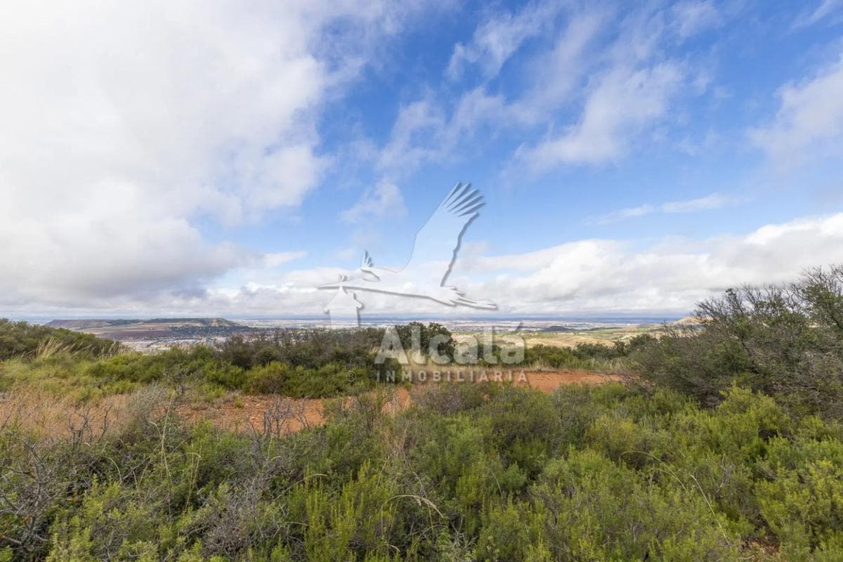 Terreno en venta en Villalbilla, Madrid photo 2