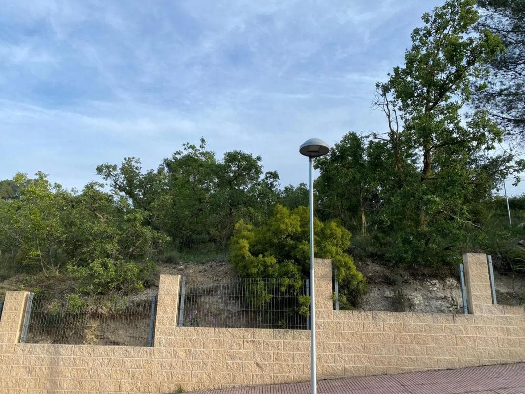 Terreno en venta en Villalbilla, Madrid photo 5