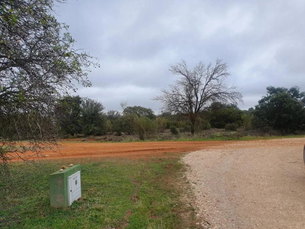 Terreno en venta en Villalbilla, Madrid photo 2