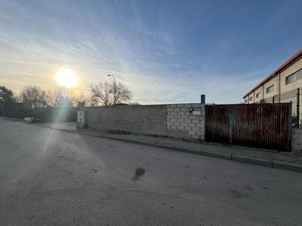 Terreno en calle de Agosto, 66 thumbnail 2