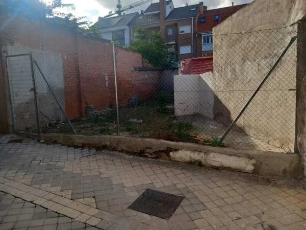 Terreno en travesía de la Huerta del Obispo thumbnail 1