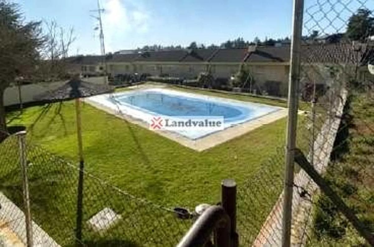 Terreno en venta en Cercedilla, Madrid photo 2