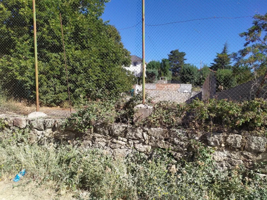 Terreno en venta en Cercedilla, Madrid photo 3