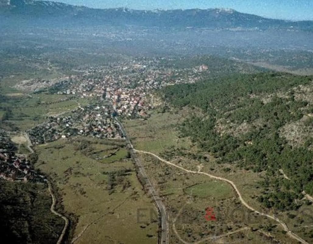 Terreno en venta en Collado Mediano, Madrid photo 3