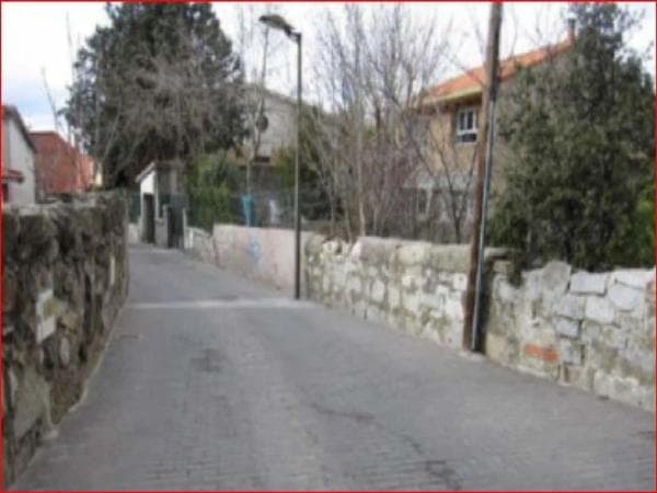 Terreno en calle el Monte thumbnail 1