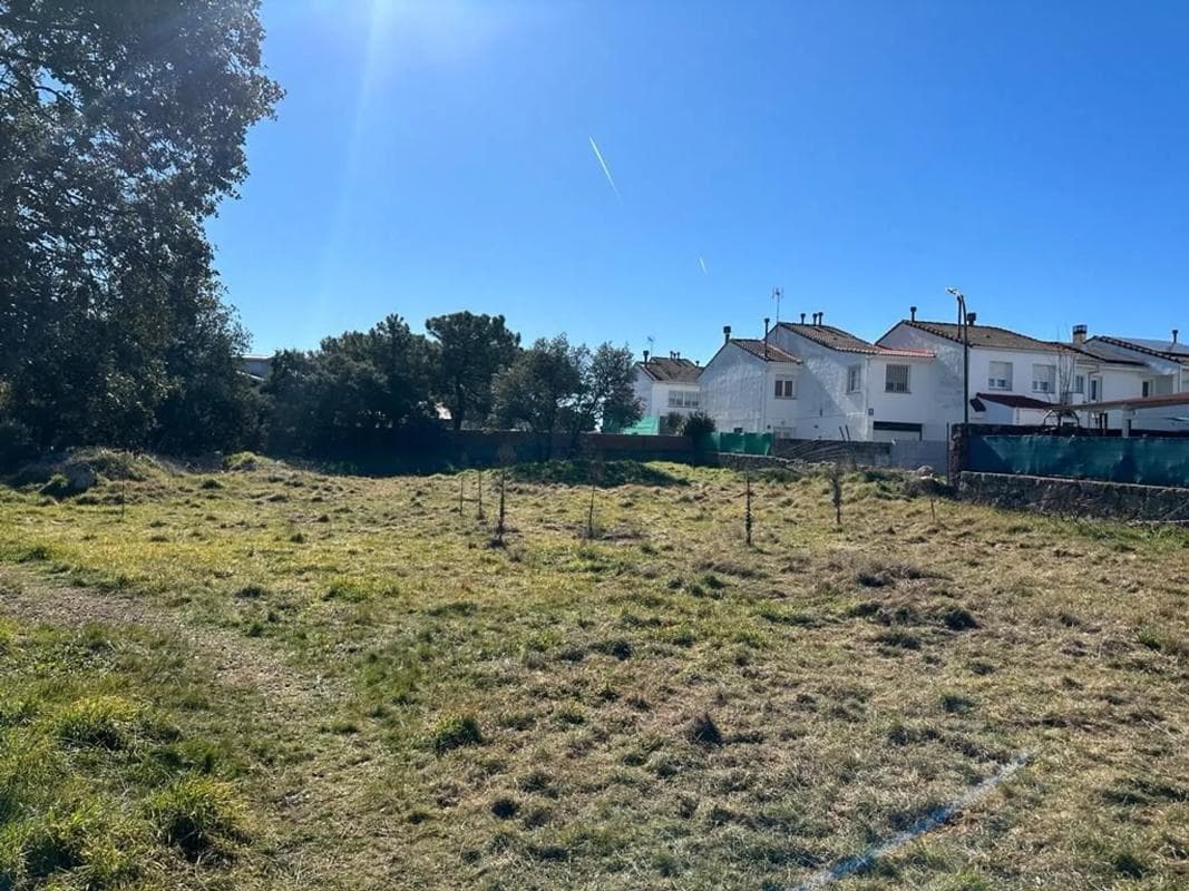 Terreno en venta en Galapagar, Madrid photo 3