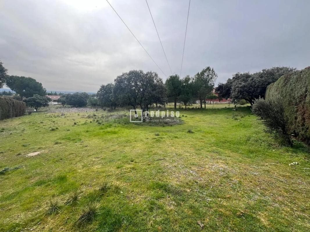 Terreno en venta en Guadarrama, Madrid photo 3