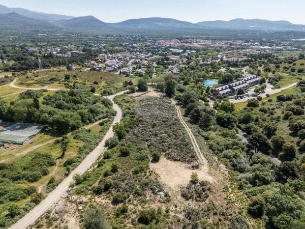 Terreno en calle los Altos de la Jarosa, 31 thumbnail 2