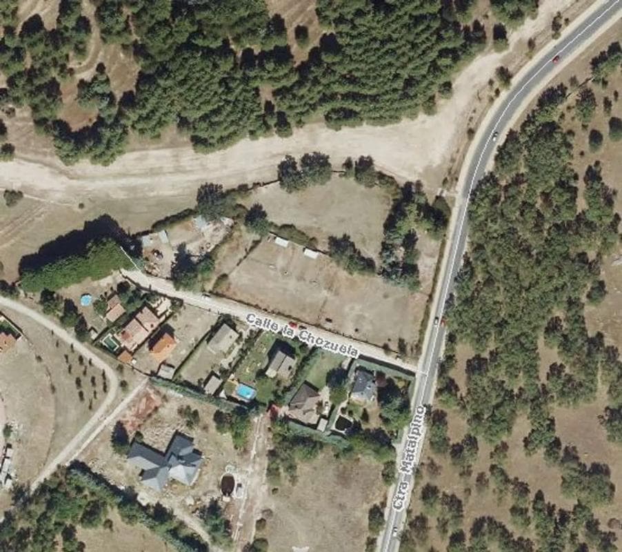 Terreno en venta en Moralzarzal, Madrid photo 2