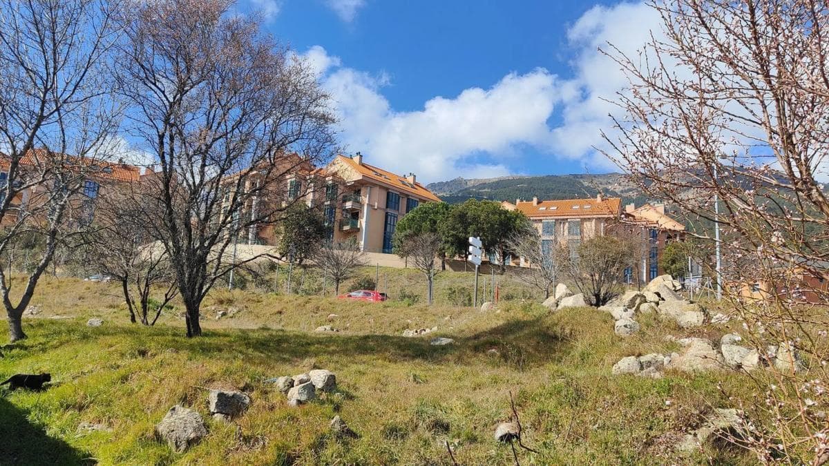 Terreno en venta en San Lorenzo de El Escorial, Madrid photo 4