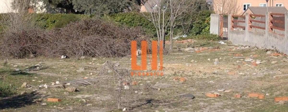 Terreno en venta en Valdemorillo, Madrid photo 3