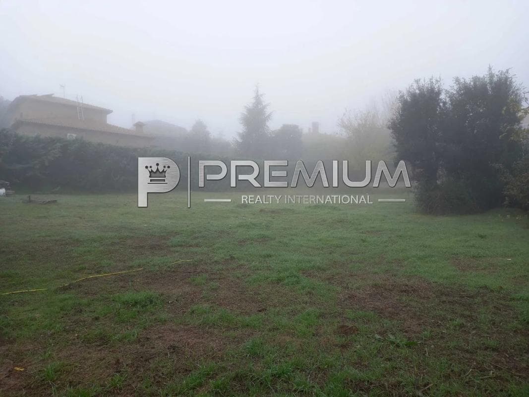 Terreno en venta en Valdemorillo, Madrid photo 4