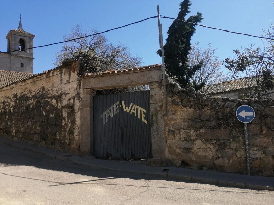 Terreno en venta en Valdemorillo, Madrid photo 2